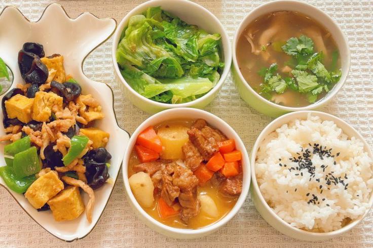 冯特幼儿园每周营养食谱（2025.10.20—10.24）