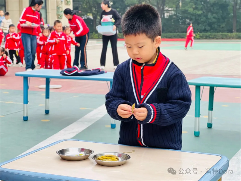 自理小能手快乐显身手-郑州高新区冯特幼儿园自理能力比赛